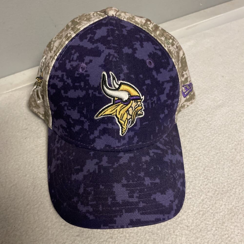 Minnesota Vikings New Era 39THIRTY Salute To Service Hat Digi Camo S/M Stretch